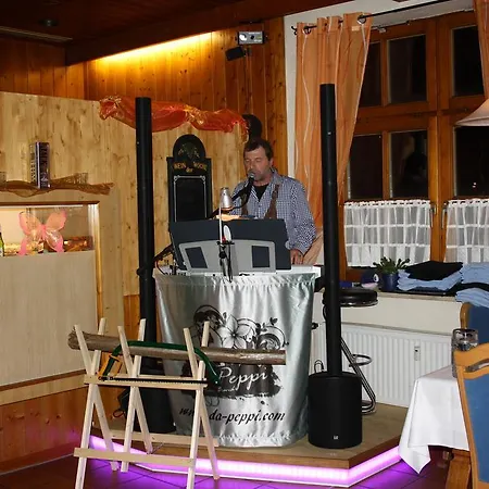 Отель Ferienhotel Rothbacher Hof 3*