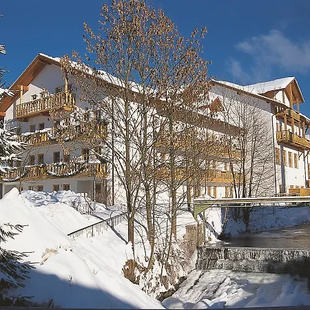 Rothbacher Hof 3*