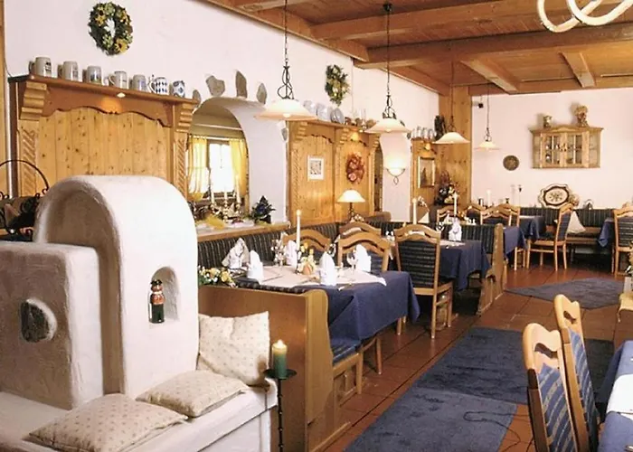 מלון Rothbacher Hof 3*
